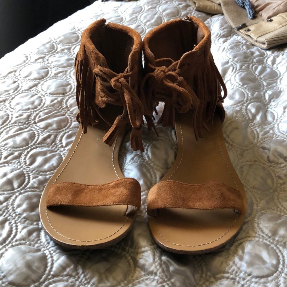 Tassel sandals